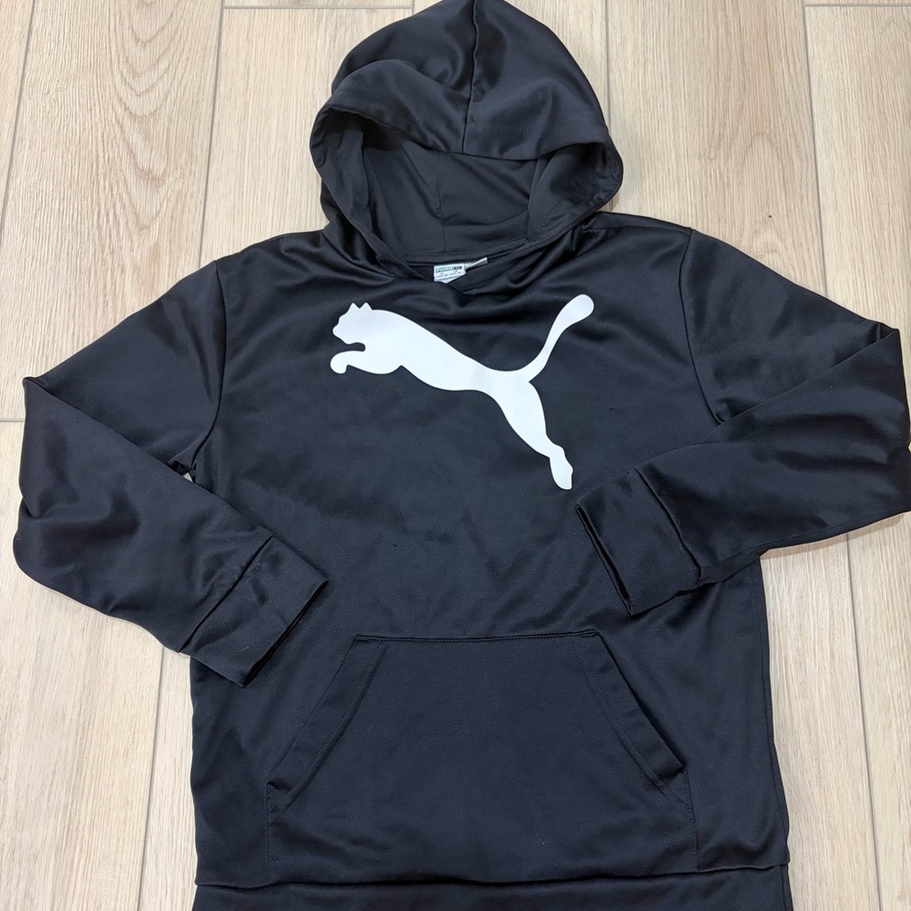 Puma Kids  Hoodie | Athleisure | Streetwear | Active. Size Youth Large